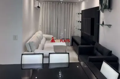 Flat com 2 quartos para alugar na Rua Leopoldo de Bulhões, 56, Moema, São Paulo