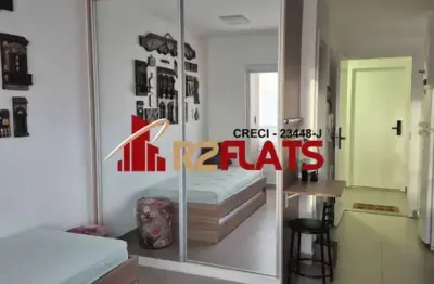 Flat com 1 quarto para alugar na Rua Cardeal Arcoverde, 2004, Pinheiros, São Paulo