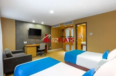 Kitnet / Stúdio à venda na Avenida Ibirapuera, 2927, Indianópolis, São Paulo