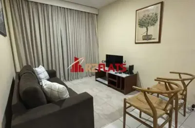 Flat com 1 quarto para alugar na Rua Batataes, 558, Jardim Paulista, São Paulo