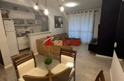 Flat com 2 quartos para alugar na Rua Professor Atílio Innocenti, 957, Vila Olímpia, São Paulo