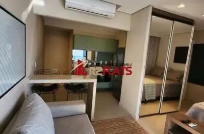 Flat com 1 quarto para alugar na Avenida Eusébio Matoso, 218, Pinheiros, São Paulo