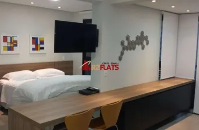Flat com 1 quarto para alugar na Rua Batataes, 80, Cerqueira César, São Paulo