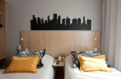 Flat com 1 quarto para alugar na Rua Capote Valente, 500, Pinheiros, São Paulo