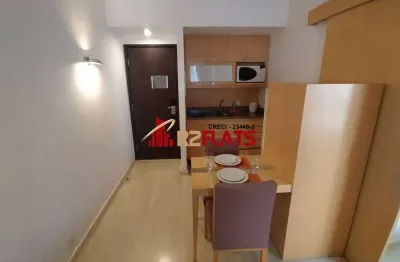 Flat com 1 quarto para alugar na Rua Bandeira Paulista, 555, Itaim Bibi, São Paulo