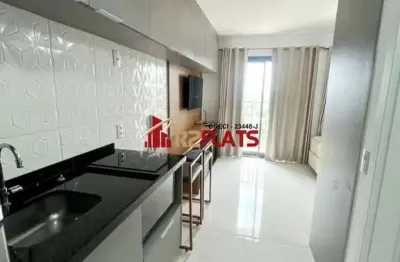 Flat com 1 quarto para alugar na Avenida das Carinas, 301, Indianópolis, São Paulo
