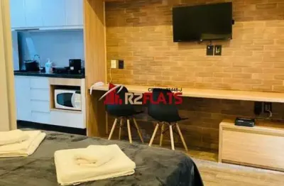 Flat com 1 quarto para alugar na Avenida das Carinas, 301, Indianópolis, São Paulo