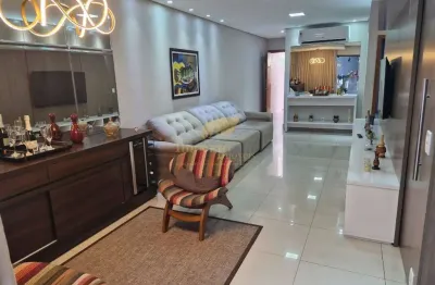 Casa com 3 quartos à venda na Avenida das Palmeiras, 464, Jardim Imperial, Cuiabá