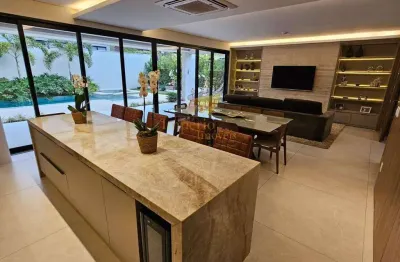 Casa com 4 quartos à venda na Avenida dos Florais, 421, Condomínio Residencial Florais dos Lagos, Cuiabá