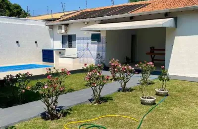 Casa à venda na Rua Álvares de Azevedo, Santa Cruz, Cuiabá