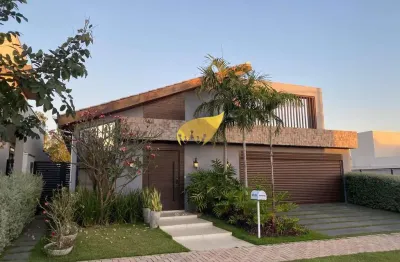 Casa de luxo no florais do valle: 3 suítes, piscina aquecida e acabamentos de alta qualidade em cuiabá-mt!