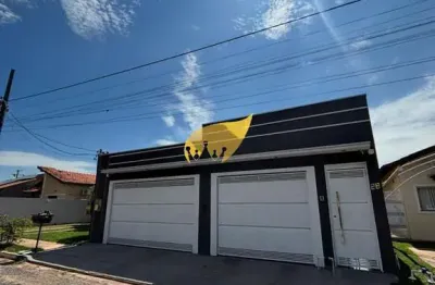 Casa de Alto Padrão à Venda no Condomínio Residencial São José - Distrito Industrial de Cuiabá-MT: 3 Quartos, 1 Suíte, 220m² de Área.