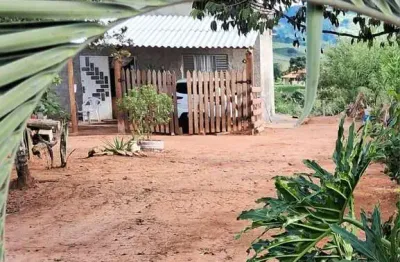 Fazenda à venda no Centro, Monte Sião 
