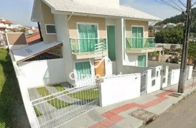 Casa com 2 quartos à venda na Rua Natalício Haas, 55, Forquilhas, São José