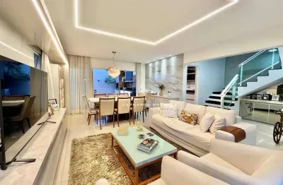 Casa duplex no eusébio com 4 suítes, jacuzzi e lazer completo em condomínio fechado!