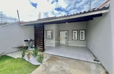 Casa plana com terreno de 6,5x40m, 3 vagas e 3 suítes na sapiranga