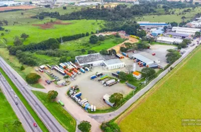 Área de 71.000 m² na beira da dutra- ideal para grandes empresas