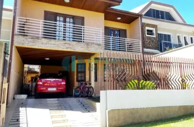 Casa em condomínio fechado com 4 quartos à venda na Rua Pedro Wieler, 1041, Xaxim, Curitiba