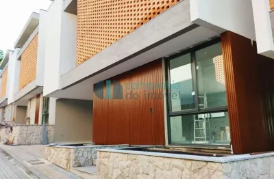 Casa em condomínio fechado com 4 quartos à venda na Rua Jorge Brey, 957, Xaxim, Curitiba