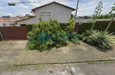 Casa com 3 quartos à venda na Rua Doutor Djalma Ferreira Lopes, 284, Guabirotuba, Curitiba