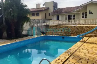 Casa com 5 quartos à venda na Rua Doutor Joaquim Ignácio Silveira da Motta, 1350, Guabirotuba, Curitiba