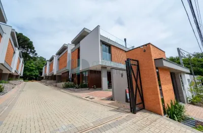 Casa em condomínio fechado com 4 quartos à venda na Rua Jorge Brey, 957, Xaxim, Curitiba