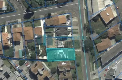 Terreno à venda na Rua Felisbino Passos, 685, Tingui, Curitiba