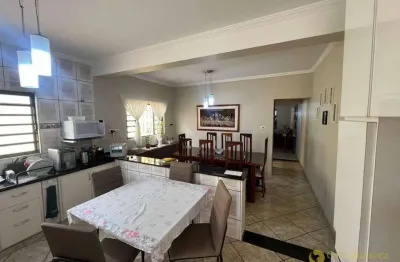 Casa com 3 dormitórios à venda, 182 m² por R$ 580.000,00 - Residencial Porto Seguro - Salto/SP