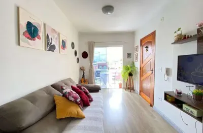 Imóvel para venda possui 70 metros quadrados com 2 quartos