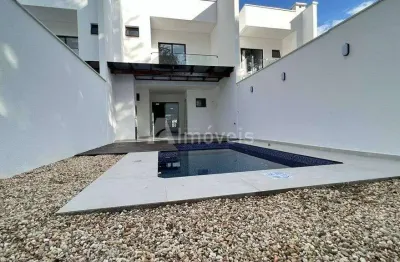 Casa à venda na Rua Erwino Kieper, 118, Atiradores, Joinville