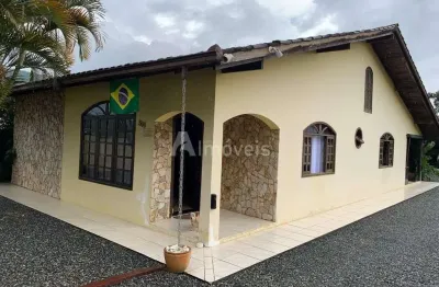 Casa com 3 quartos à venda na Rua Itajubá, 300, Bom Retiro, Joinville