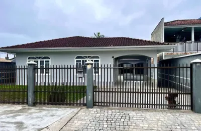 Casa com 3 quartos à venda na Rua Anazário Felício, 41, Iririú, Joinville