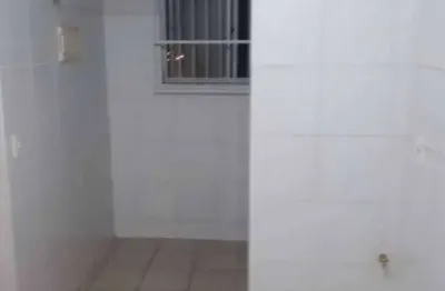 Excelente custo-benefício no jardim iririú: confira este apartamento