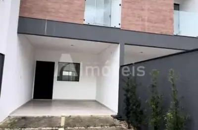 Casa com 3 quartos à venda na Rua Treze de Maio, 78, Iririú, Joinville