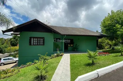 Casa com 5 quartos à venda na Travessa Rotary, Planalto, Gramado