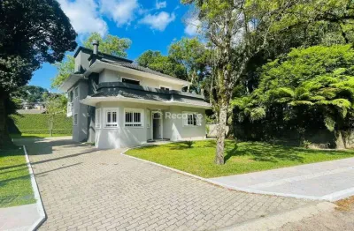 Casa com 5 quartos à venda na R. Ipê Amarelo, 205, Ipê Amarelo, Gramado