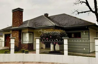 Casa com 3 quartos à venda na rua estremosa, 10, carniel, gramado, 214 m2 por r$ 2.620.000