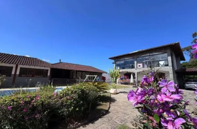 Casa duplex com lazer completo à venda em teresópolis, próximo ao alto