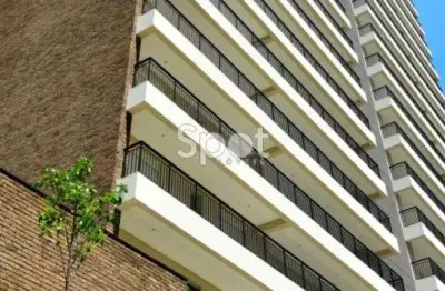 Apartamento reformado- prédio novo- portaria 24hrs- lazer completo- na melhor lozalização do ita