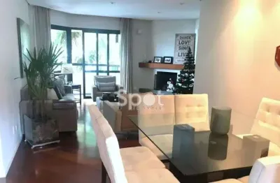 Apartamento com ótimos acabamentos e localização excelente!