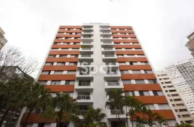 Apartamento reformado à venda no real parque. apenas 5 minutos da charmosa praça!