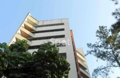 Apartamento garden com 220m² úteis totalmente reformado!