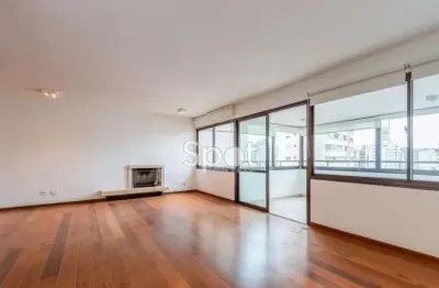 Condomínio clube - segurança 24hs! 2 vias de acesso ( bairro e marginal pinheiros)