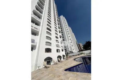 Andar alto - hall privativo - melhor custo benefício do real parque!