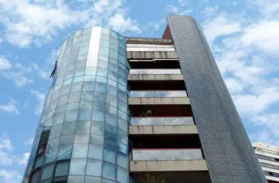 Baixou o preço para vender. excelente custo x benefício, comparado com apartamentos deste padrão