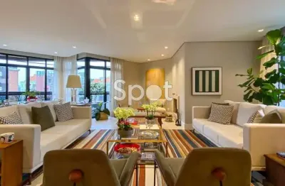 Na melhor localização do bairro- reforma recente- churrasqueira na varanda- 04 suítes- face norte