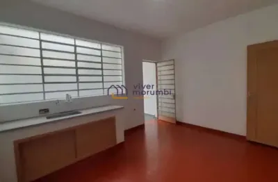 Excelente casa no campo belo, em rua tranquila e segura, com 250m², 4 dormitórios e 3 vagas.