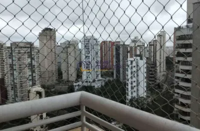 Apto no panamby andar alto, vista maravilhosa, próximo vias de acesso vale conferir