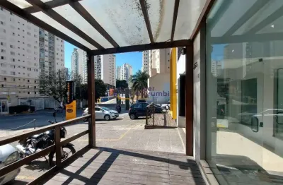 Excelente ponto comercial com 116m² e vagas visitantes na r josé da silva ribeiro.