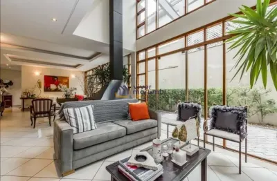 Casa em condomínio fechado com 4 quartos à venda na Rua Janaúba, --, Real Parque, São Paulo